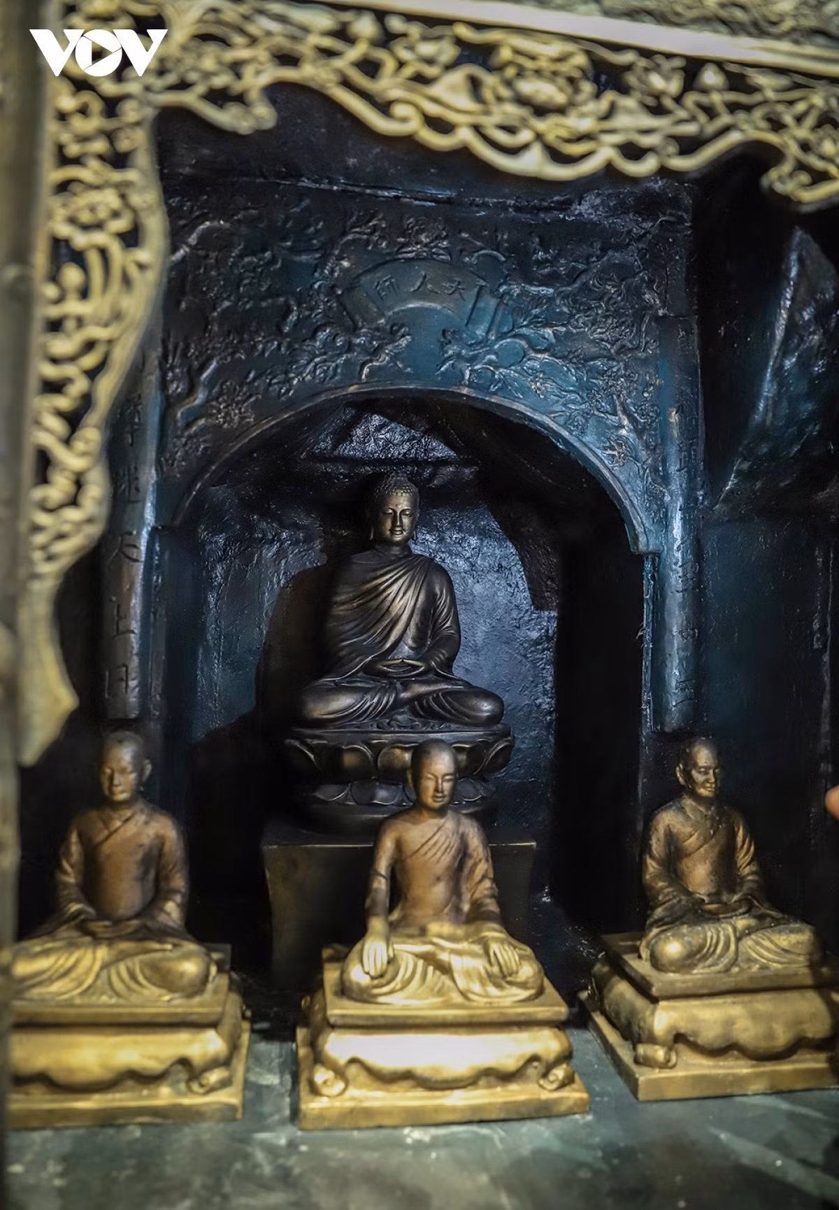 El complejo de reliquias de Yen Tu-Vinh Nghiem-Con Son, Kiep Bac tiene un paisaje cultural en forma de cadena continua, que evoluciona orgánicamente en las provincias de Quang Ninh, Bac Giang y Hai Duong en el noreste de Vietnam.