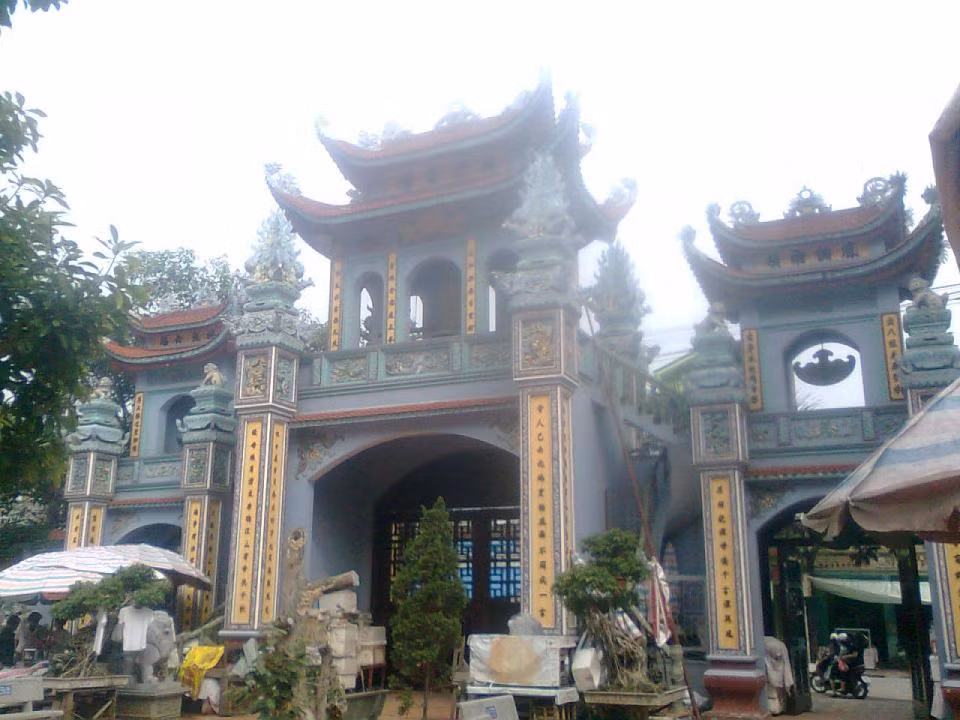 El templo dedicado a las Diosas Madres en Dong Dang. (Fotografía: gianganh.net) El templo dedicado a las Diosas Madres en Dong Dang. (Fotografía: gianganh.net)