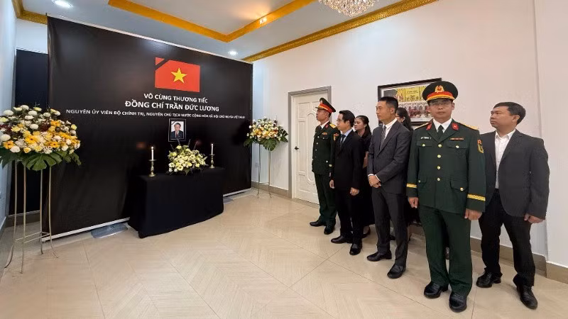 Panorama del servicio fúnebre ofrecido en la Embajada de Vietnam en Brunéi.