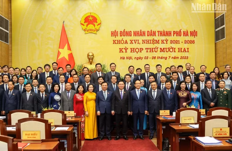 Los delegados posan para una foto.