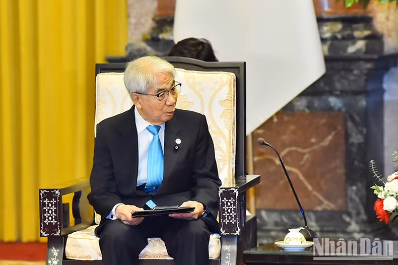 El presidente de la Cámara de Consejeros de Japón, Otsuji Hidehisa.