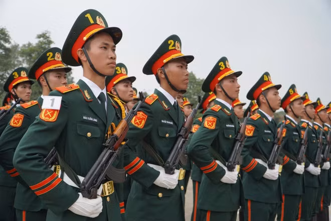 Los soldados vietnamitas comenzaron sus ensayos desde marzo pasado (Foto: VNA) Los soldados vietnamitas comenzaron sus ensayos desde marzo pasado (Foto: VNA)