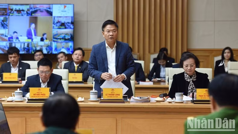 El ministro de Justicia, Le Thanh Long.