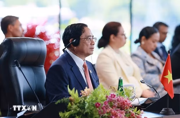 El primer ministro Pham Minh Chinh participa en una reunión entre los líderes de la Asean y jóvenes en Indonesia. (Foto: VNA)
