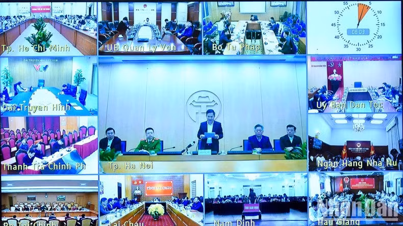 La conferencia se celebrada de forma virtual en la Sede del Gobierno en conexión por videoconferencia a los ministerios, sectores, entidades centrales y comités populares de provincias y ciudades.