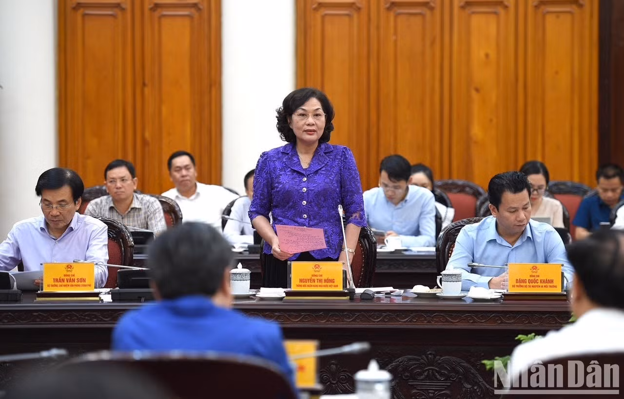 La gobernadora del Banco Estatal de Vietnam, Nguyen Thi Hong.