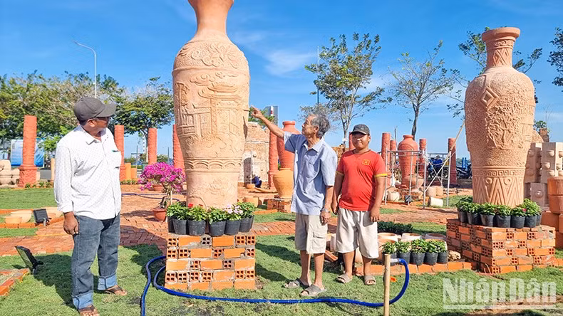 Vinh Long inaugurará parque de cerámica roja ảnh 3