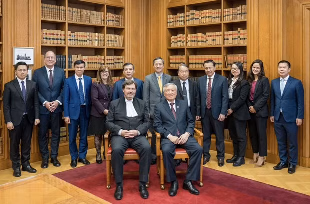 Delegados participantes en la cita (Foto: VNA)