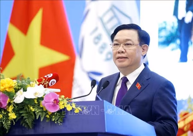 Vuong Dinh Hue, presidente de la Asamblea Nacional de Vietnam, en el evento (Fuente: VNA)