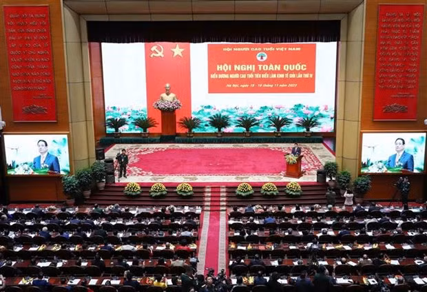 El primer ministro de Vietnam, Pham Minh Chinh, interviene en la cita. (Fuente: VNA)