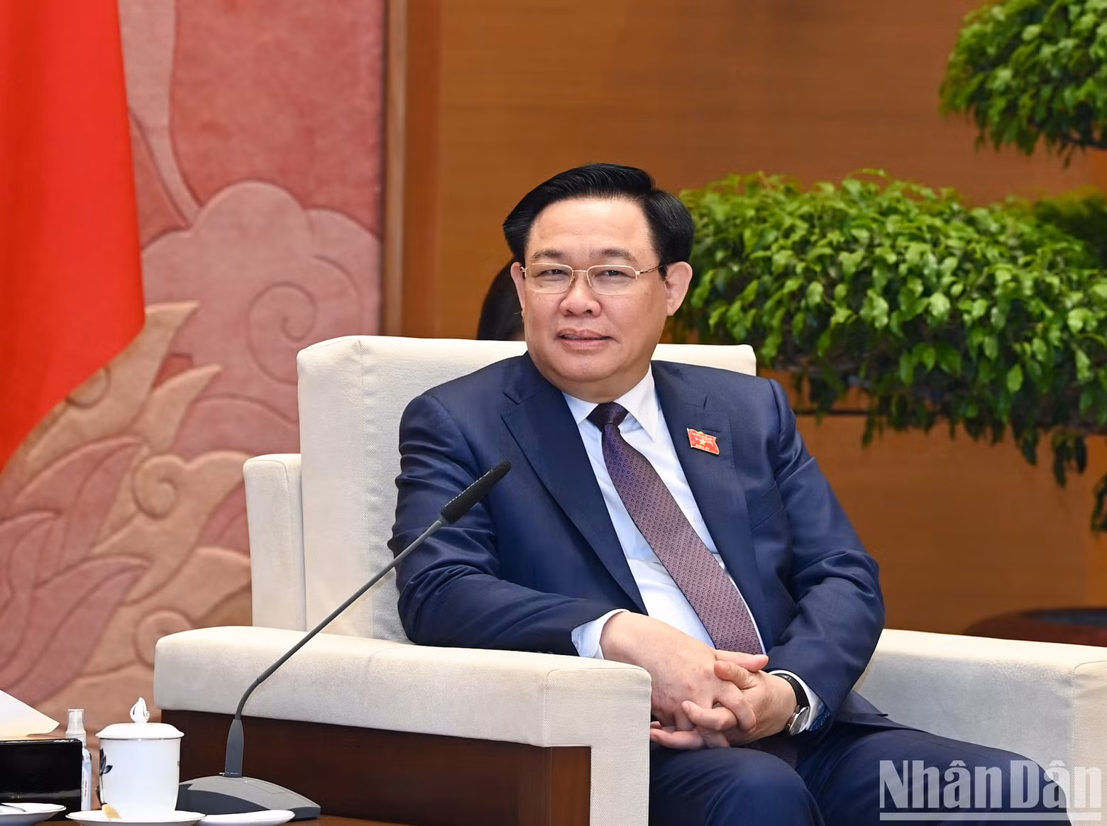 El presidente de la Asamblea Nacional de Vietnam, Vuong Dinh Hue. El presidente de la Asamblea Nacional de Vietnam, Vuong Dinh Hue.