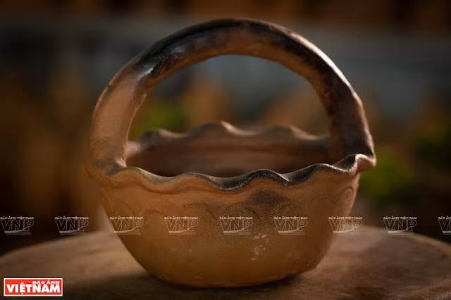 Productos cerámicos de la aldea de Bau Truc satisfacen las necesidades esenciales de los cham. (Fuente:VNA)