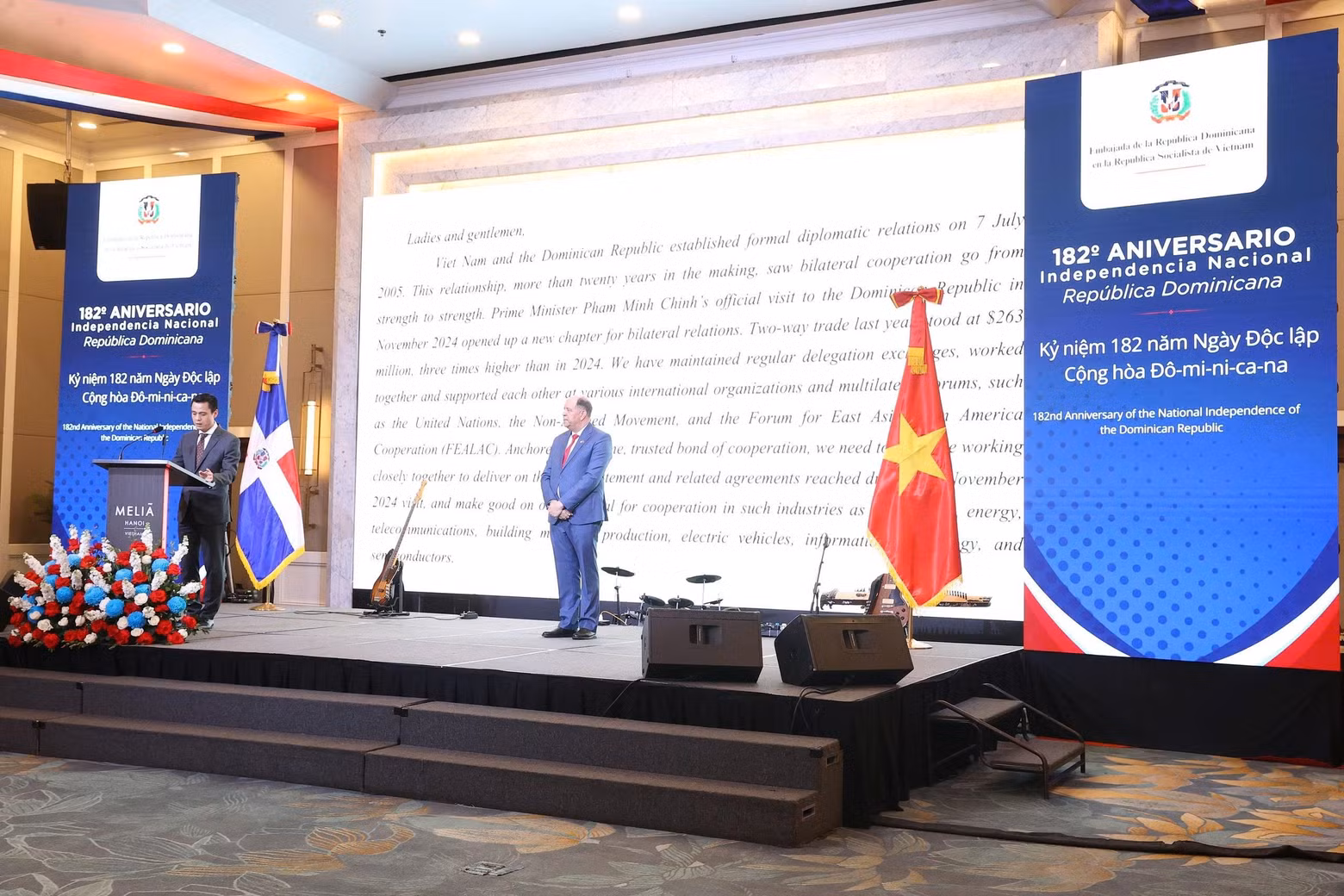 El viceministro de Relaciones Exteriores de Vietnam, Dang Hoang Giang, interviene en la ceremonia. (Foto: Embajada de la República Dominicana en Vietnam)