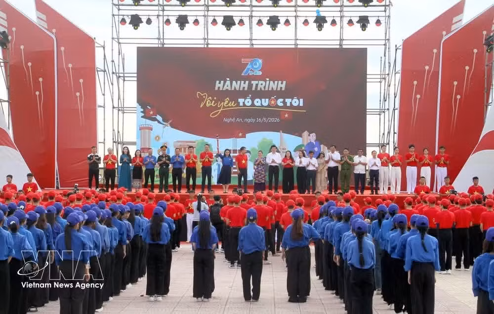 Lanzan “Itinerario Amo mi Patria” 2026 con motivo del 70º aniversario de la Unión de Jóvenes de Vietnam. (Foto: VNA)