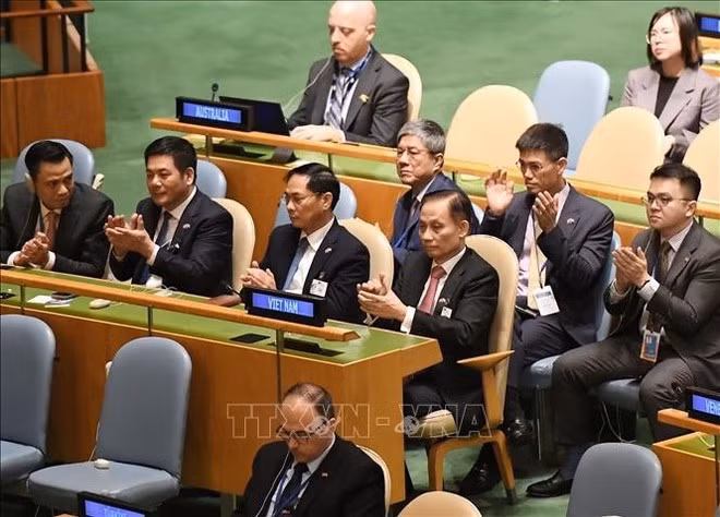 La delegación vietnamita en el Debate General del 80.º período de sesiones de la Asamblea General de la ONU con el mensaje central: “Honrando el valor de la paz, transformaciones audaces para crear un futuro sostenible". (Foto: VNA)