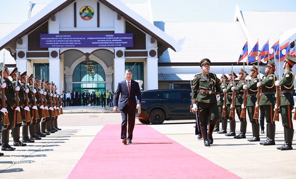 El primer ministro de Vietnam, Le Minh Hung, concluye su visita oficial a Laos. (Foto: VNA)