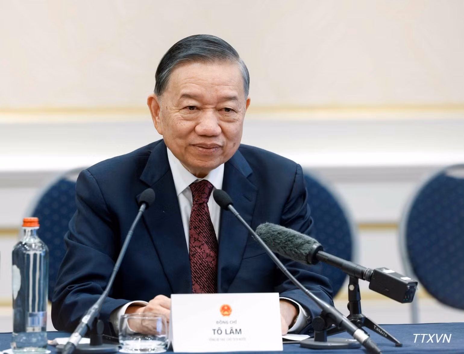 El secretario general del Partido Comunista y presidente de Vietnam, To Lam, interviene en la reunión. (Foto: VNA)