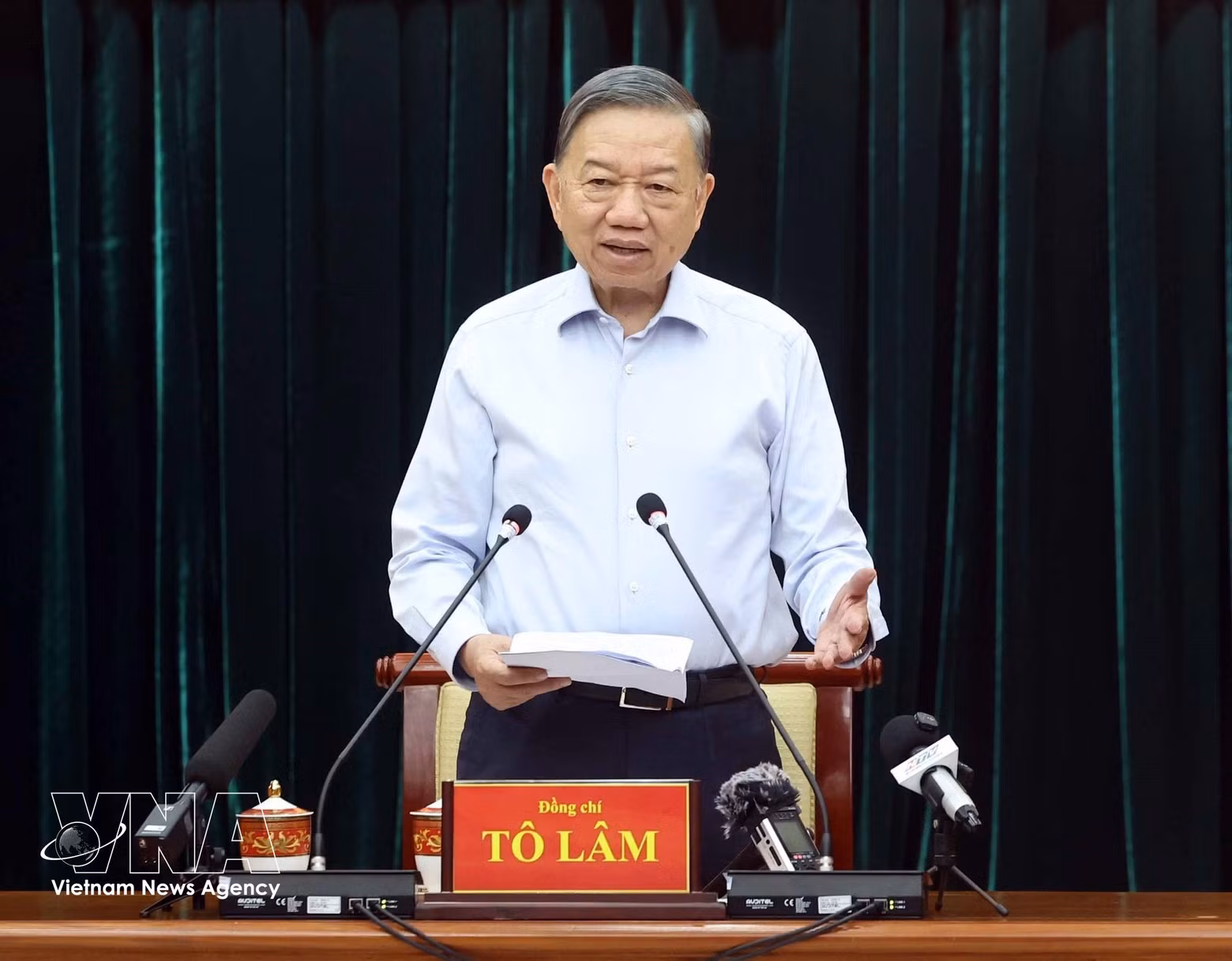 El secretario general del Partido Comunista y presidente de Vietnam, To Lam, interviene en la reunión. (Foto: VNA)