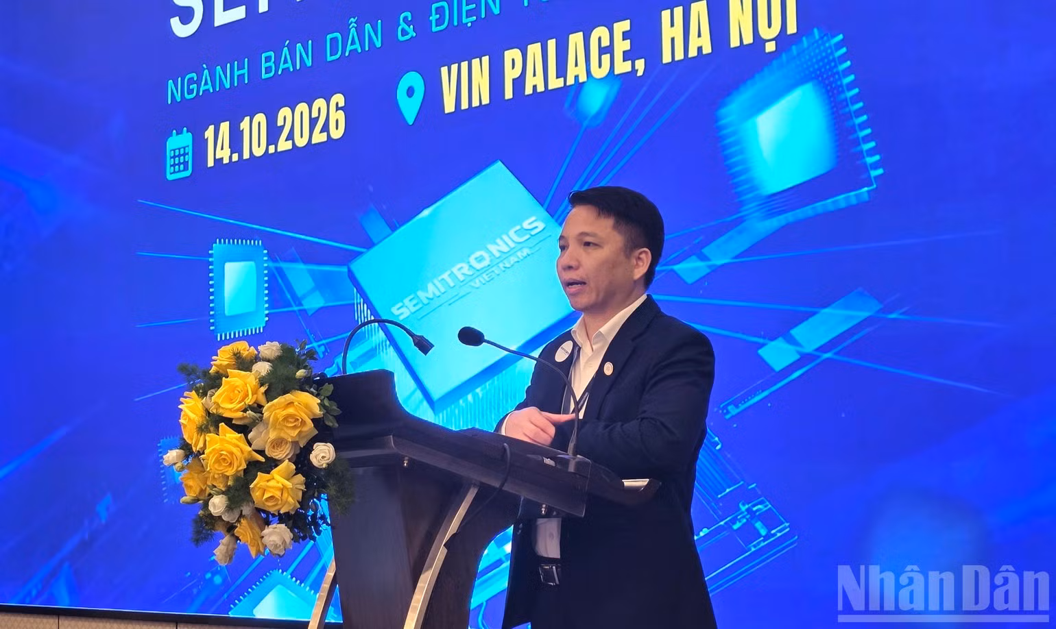 Nguyen Anh Tuan, director del Centro Nacional de Apoyo a la Producción Piloto de Chips Semiconductores. (Foto: KIM DUNG)