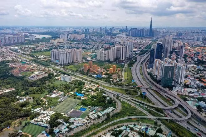 Según el plan, para 2050 Ciudad Ho Chi Minh será un área urbana especial. (Foto: https://plo.vn/)