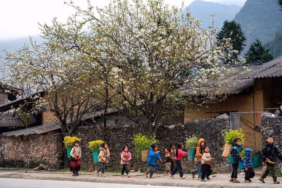 La belleza de su gente combinada con el paisaje es también un gran atractivo para los visitantes. (Foto: VNA)