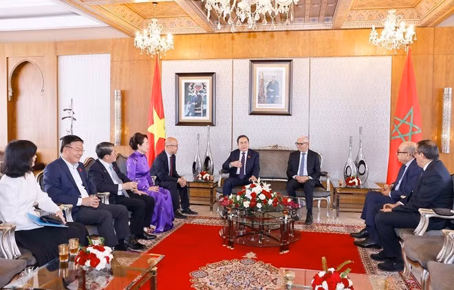 La delegación vietnamita fue despedida por el presidente de la Cámara de Representantes de Marruecos, Rachid Talbi Alami (Foto: VNA)