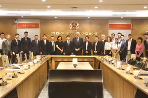Delegados en el evento (Foto: Ministerio de Ciencia y Tecnología de Vietnam)