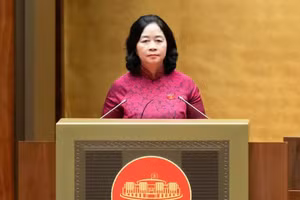 La presidenta del Frente de la Patria de Vietnam, Bui Thi Minh Hoai. (Foto: Nhan Dan)