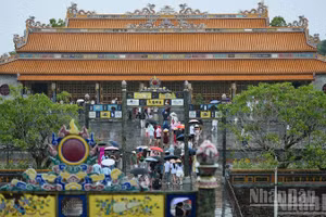 [Vídeo] Ciudad vietnamita de Hue recibe más de 650 mil visitantes durante las fiestas patrias