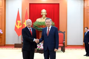[Foto] Líder partidista vietnamita recibe a dirigente del Partido del Trabajo de México