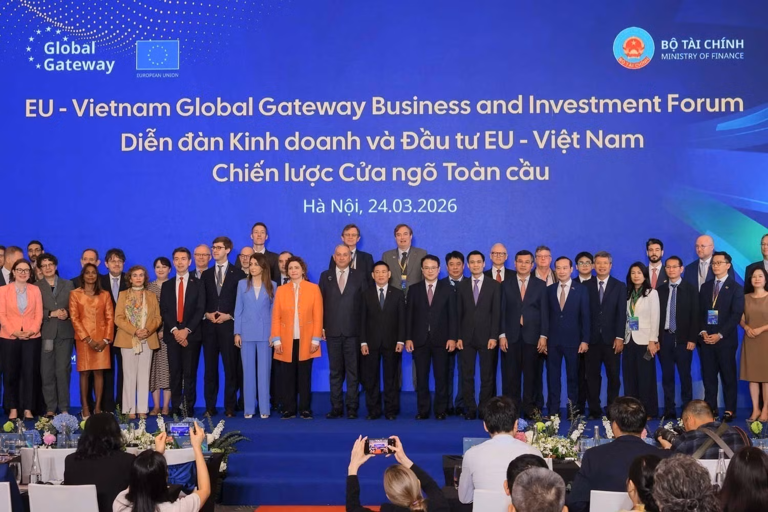Delegados en la cita. (Foto: VNA)