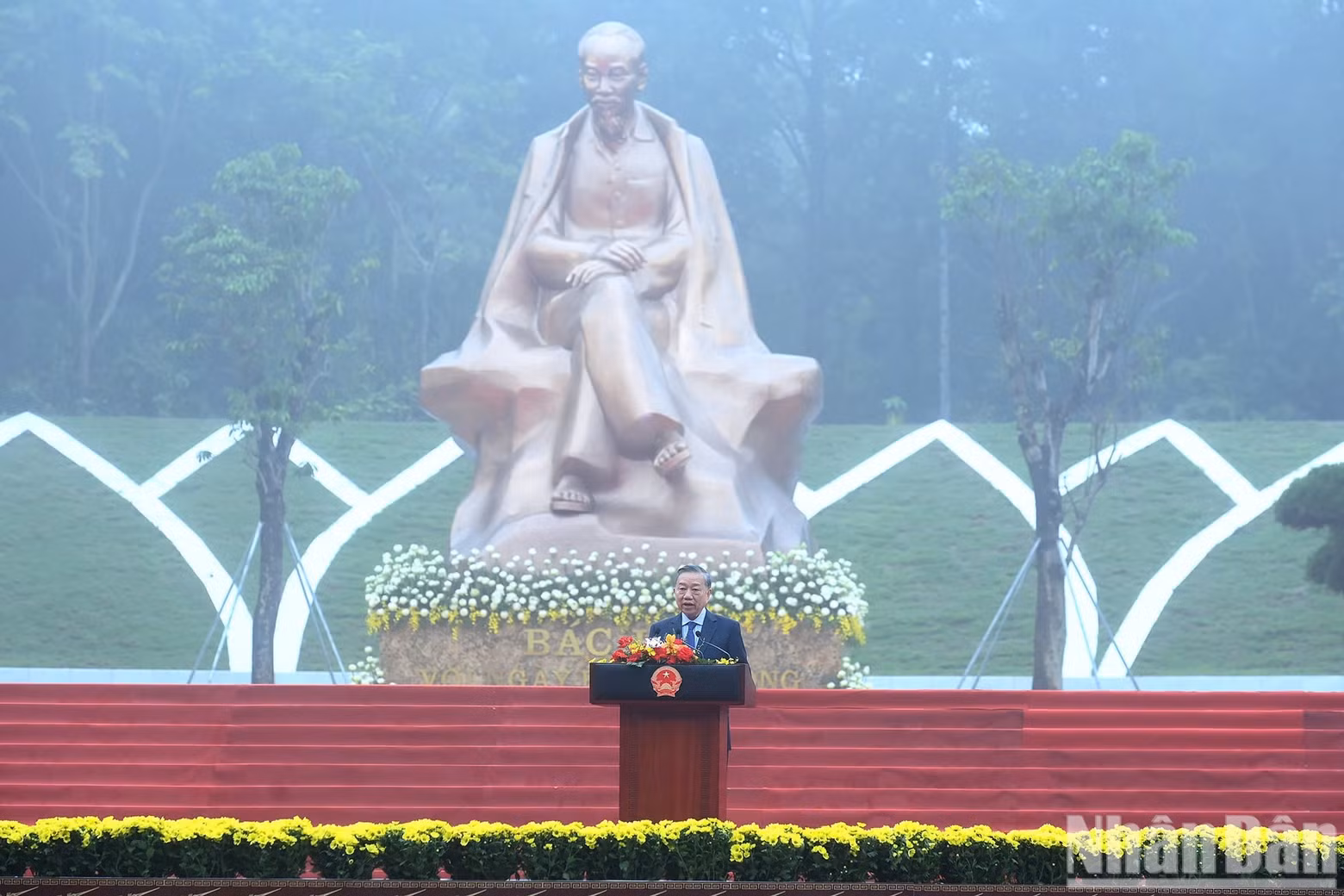 El secretario general del Partido Comunista y presidente de Vietnam, To Lam, interviene en la ceremonia.