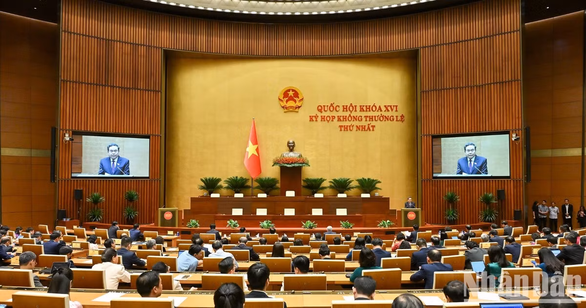 [Foto] Máximo dirigente legislativo asiste a ceremonia de establecimiento de la Organización de Parlamentarios de Amistad de Vietnam para la XVI Legislatura