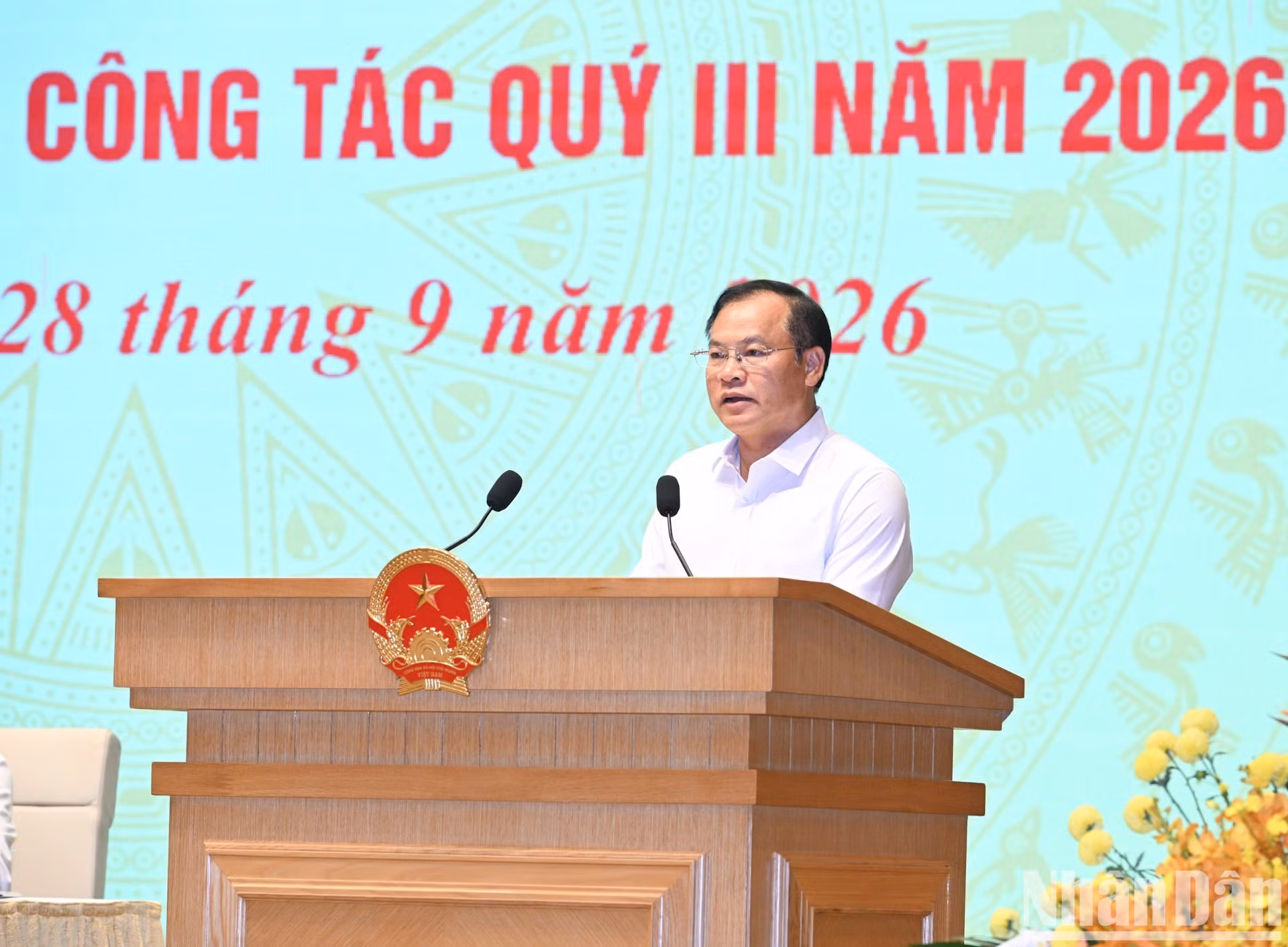 El viceministro de Seguridad Pública Nguyen Van Long interviene en la reunión.