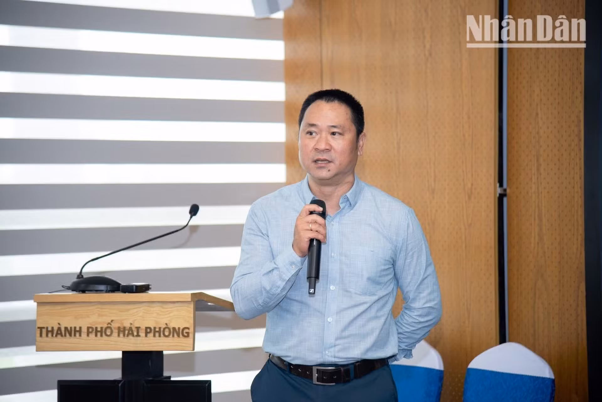 Según Ngoc Long, la IA puede analizar documentos para apoyar el periodismo de investigación.