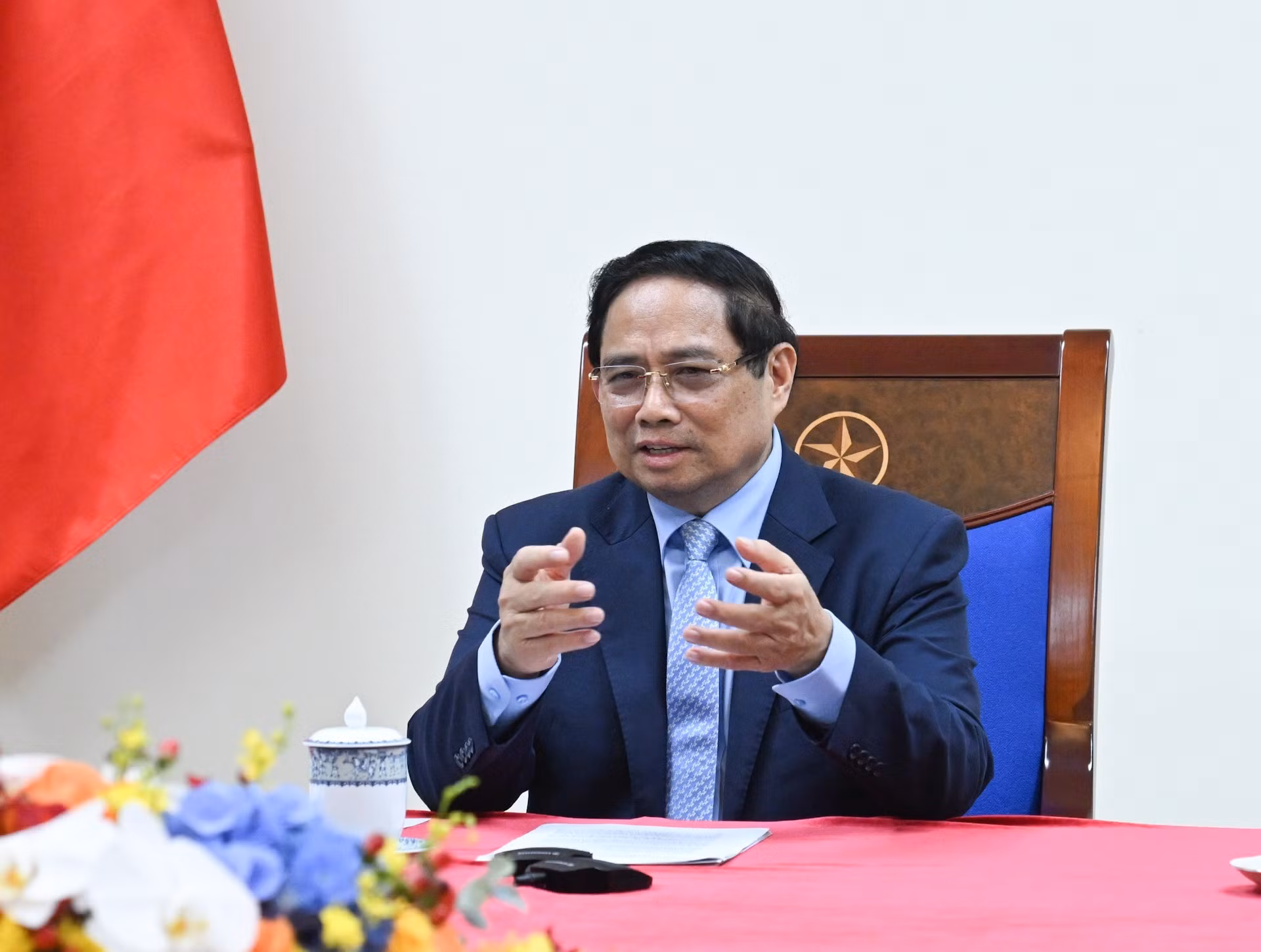 El primer ministro de Vietnam, Pham Minh Chinh, mantiene una conversación telefónica con el canciller alemán, Friedrich Merz.
