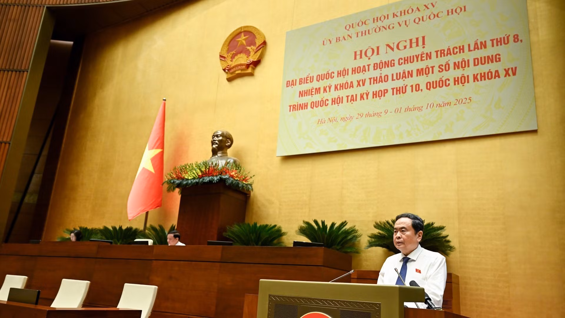 El presidente de la Asamblea Nacional de Vietnam, Tran Thanh Man, habla en el evento.