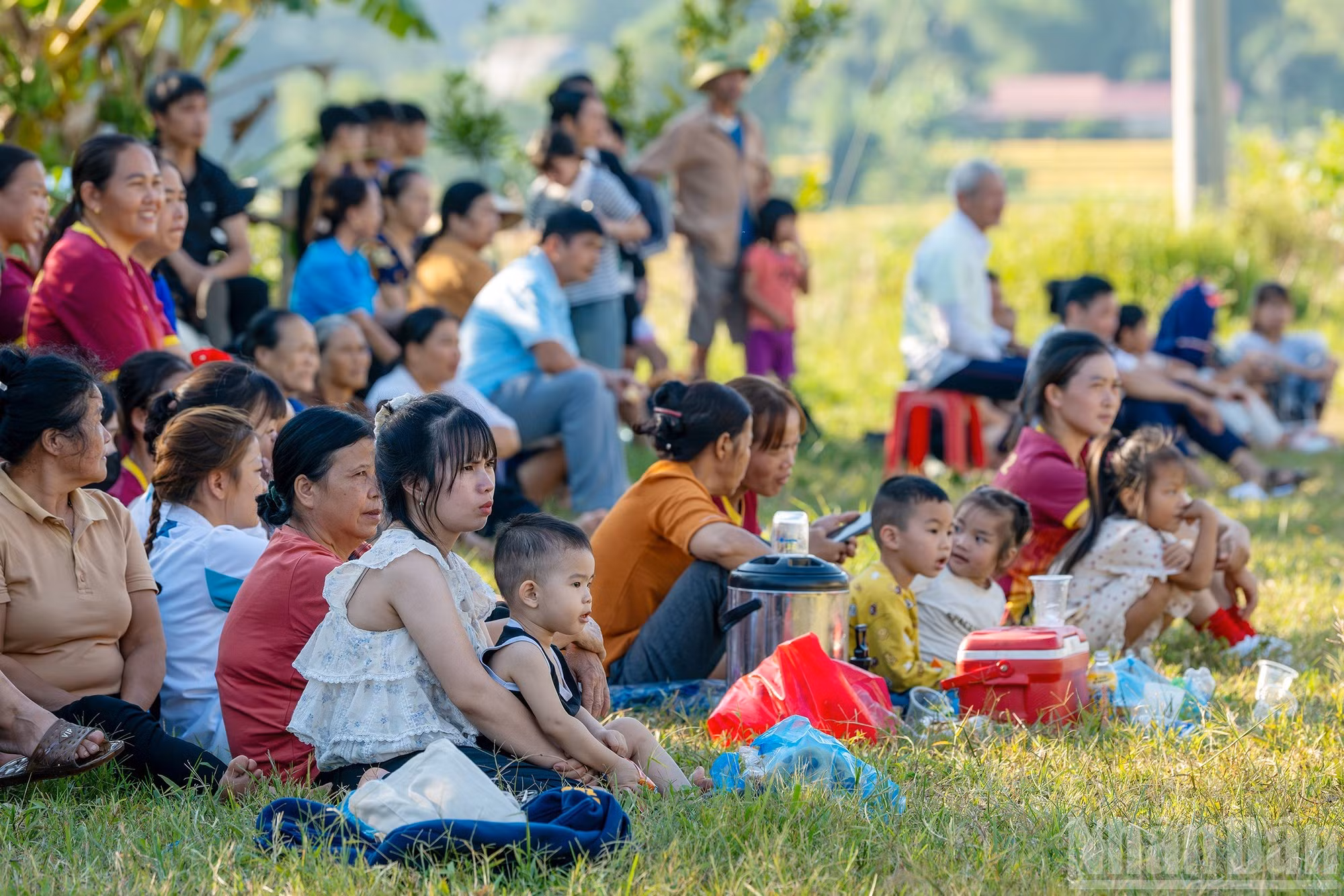 El apoyo de sus familias, la colaboración en las tareas cotidianas y la presencia de sus seres queridos en la cancha les dan fuerzas para entrenar y competir con tranquilidad.