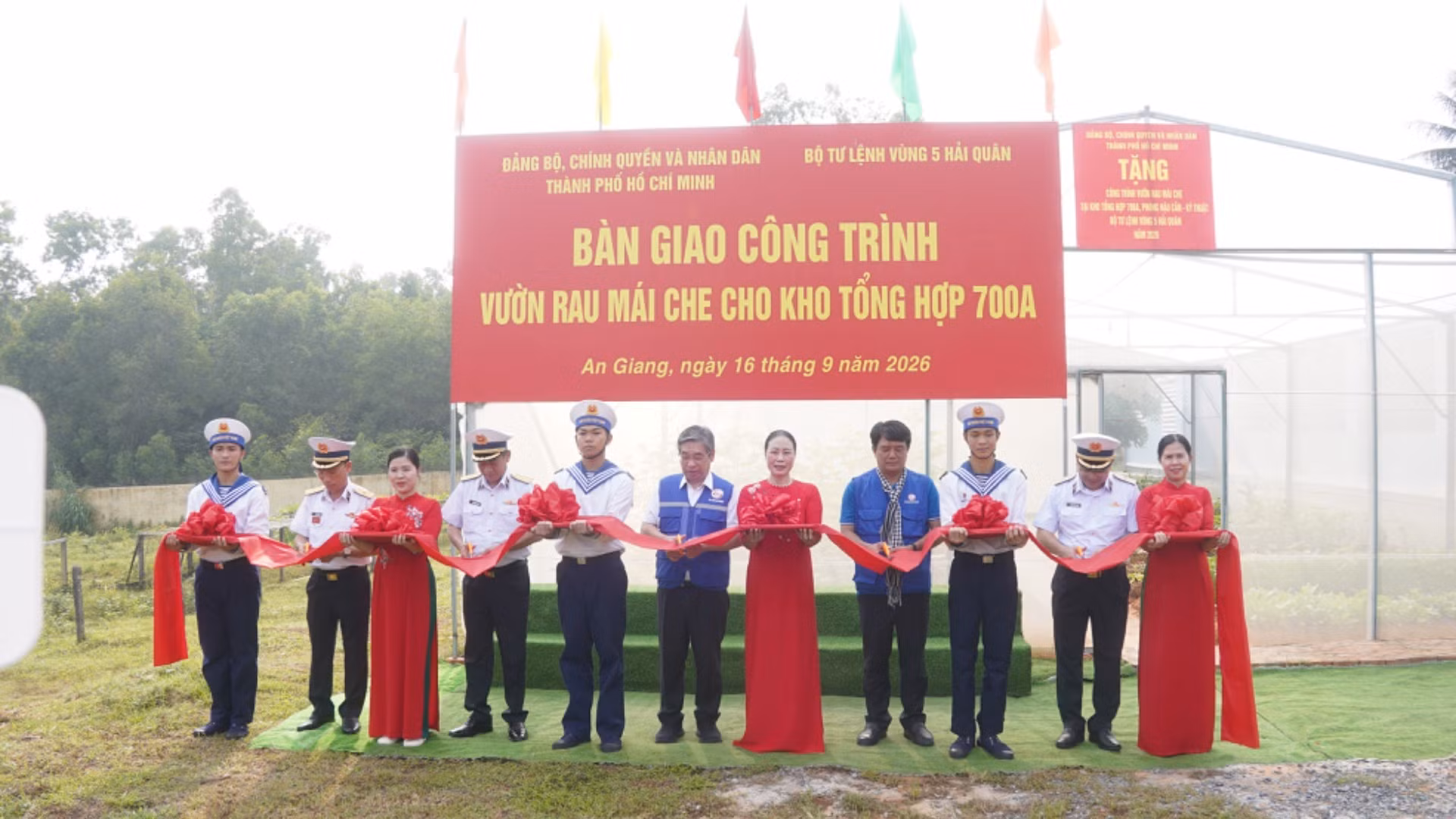 Ciudad Ho Chi Minh destina fondos a proyectos de capacitación, preparación para el combate y bienestar social en la Región Naval 5.