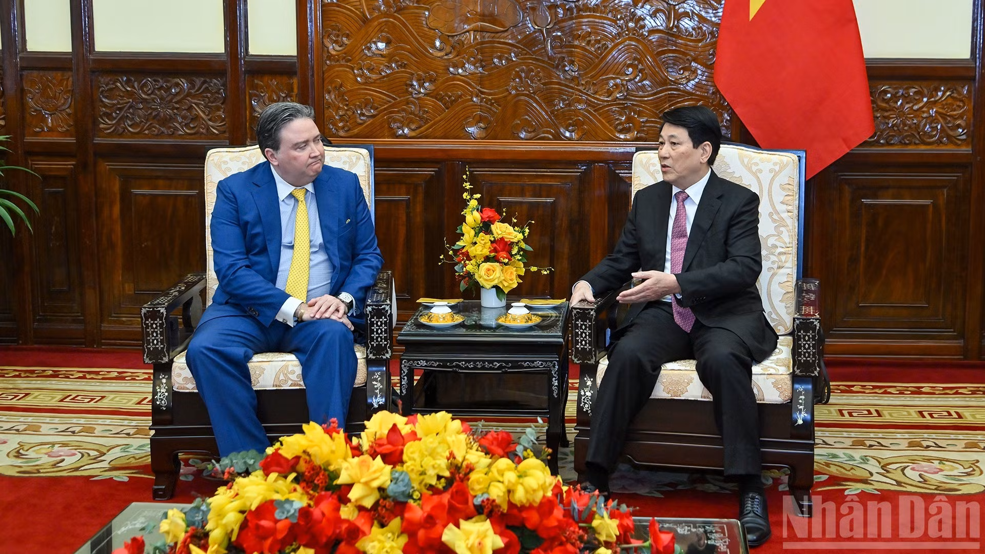 El presidente de Vietnam, Luong Cuong, y embajador de Estados Unidos en Hanói, Marc Knapper