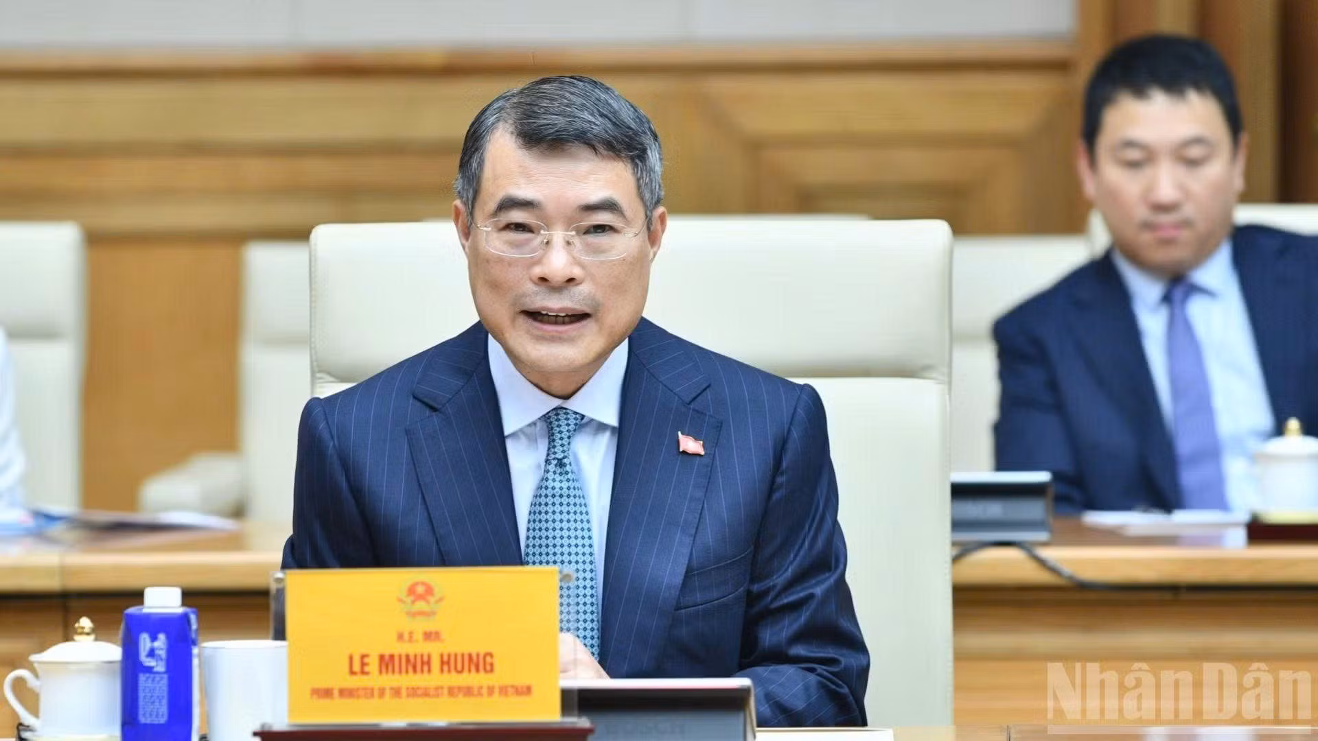 El primer ministro de Vietnam, Le Minh Hung, se reúne con el cuerpo diplomático de los miembros de la Asociación de Naciones del Sudeste Asiático (Asean) en Hanói, el 27 de agosto de 2026. (Foto: Ha Thanh Giang)
