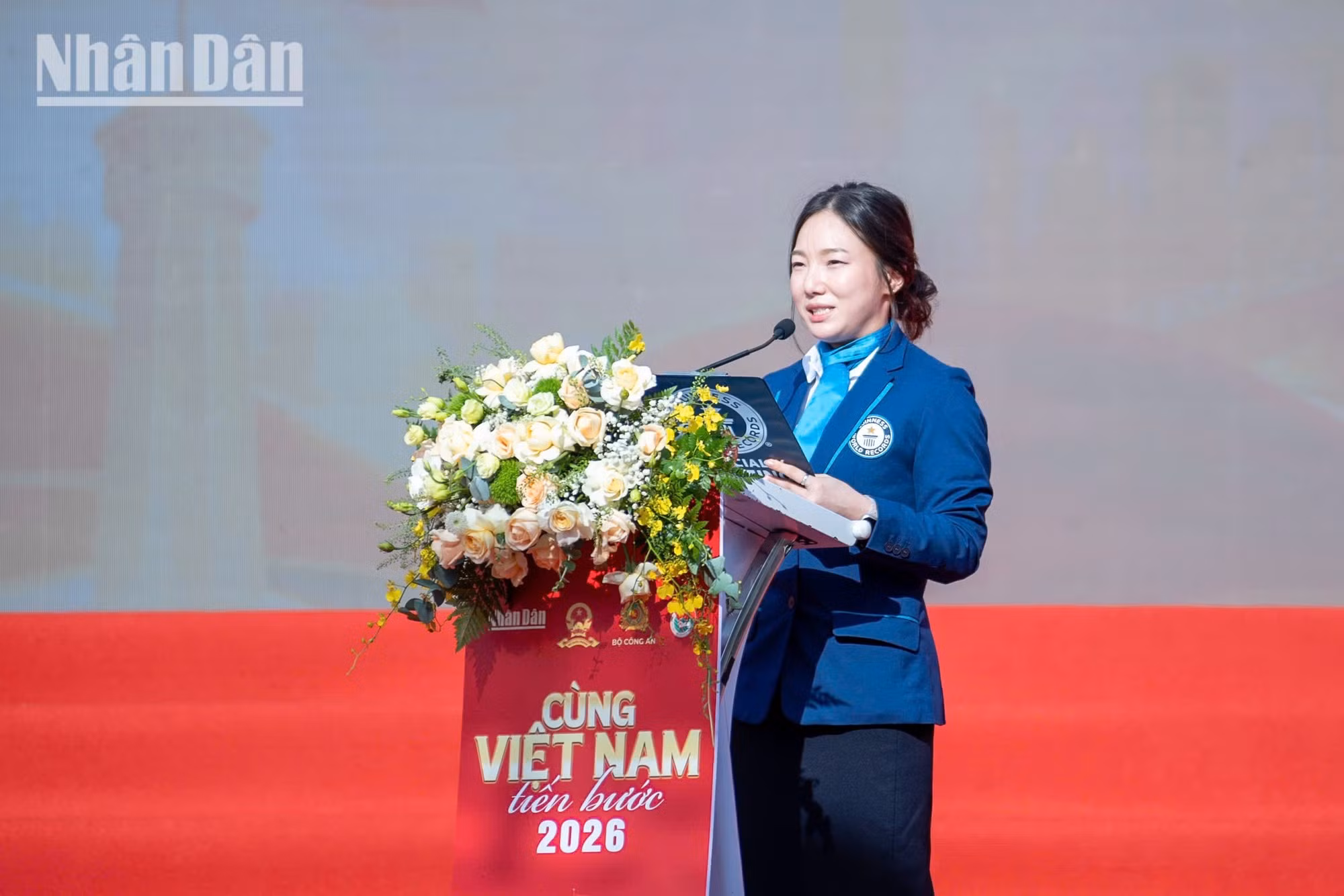 Sohn Minyoung, jueza oficial de Guinness World Records, interviene en el programa. (Foto: Minh Duy)