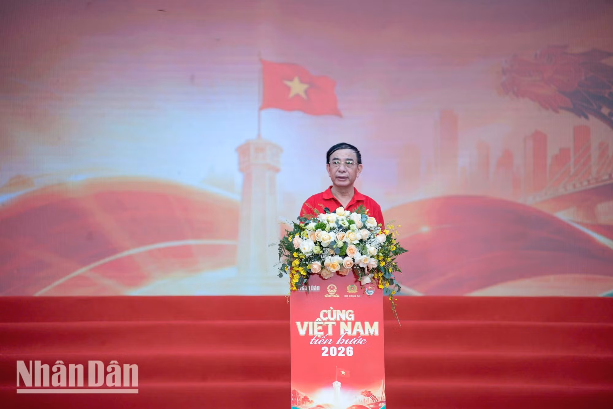 El general Phan Van Giang, viceprimer ministro y ministro de Defensa, interviene en el acto. (Foto: Minh Duy)