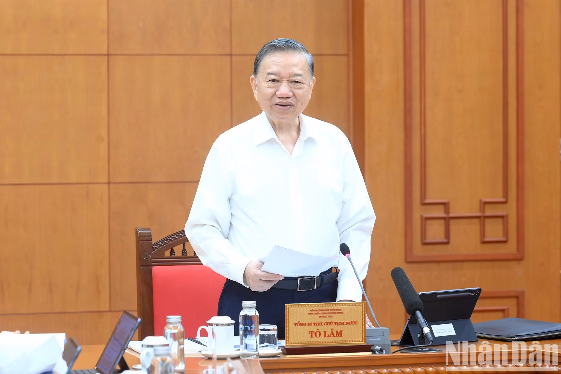 El secretario general del Partido Comunista y presidente de Vietnam, To Lam, interviene en el acto.