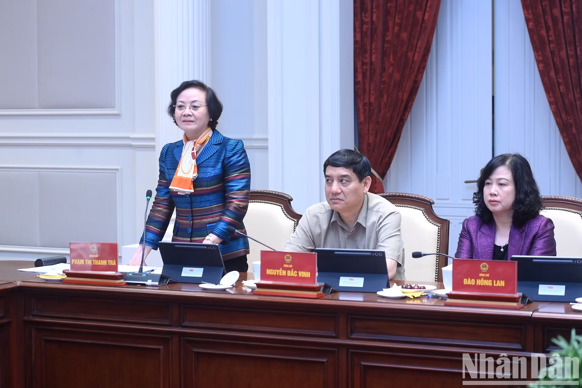 La viceprimera ministra, Pham Thi Thanh Tra, habla en el acto.