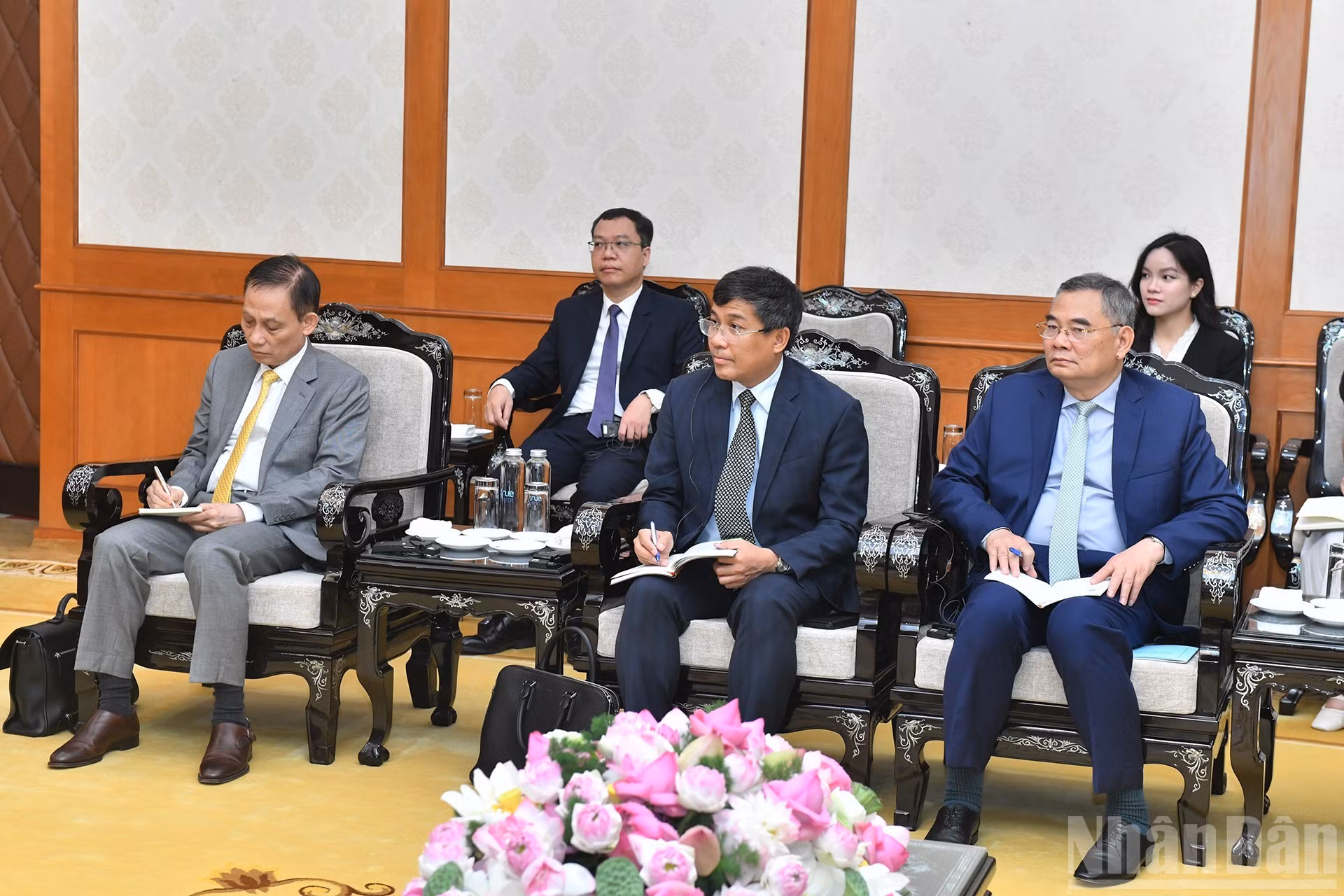 Delegados vietnamitas al encuentro.