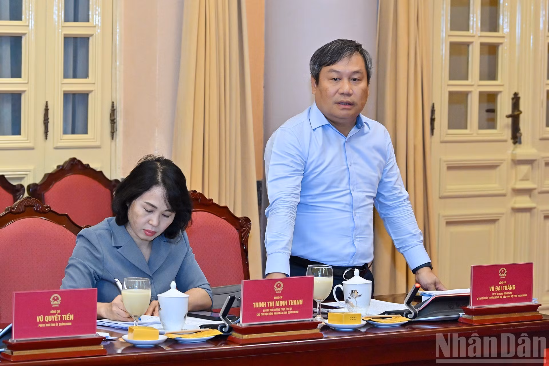 El secretario del Comité partidista de Quang Ninh, Vu Dai Thang, expresa sus opiniones.