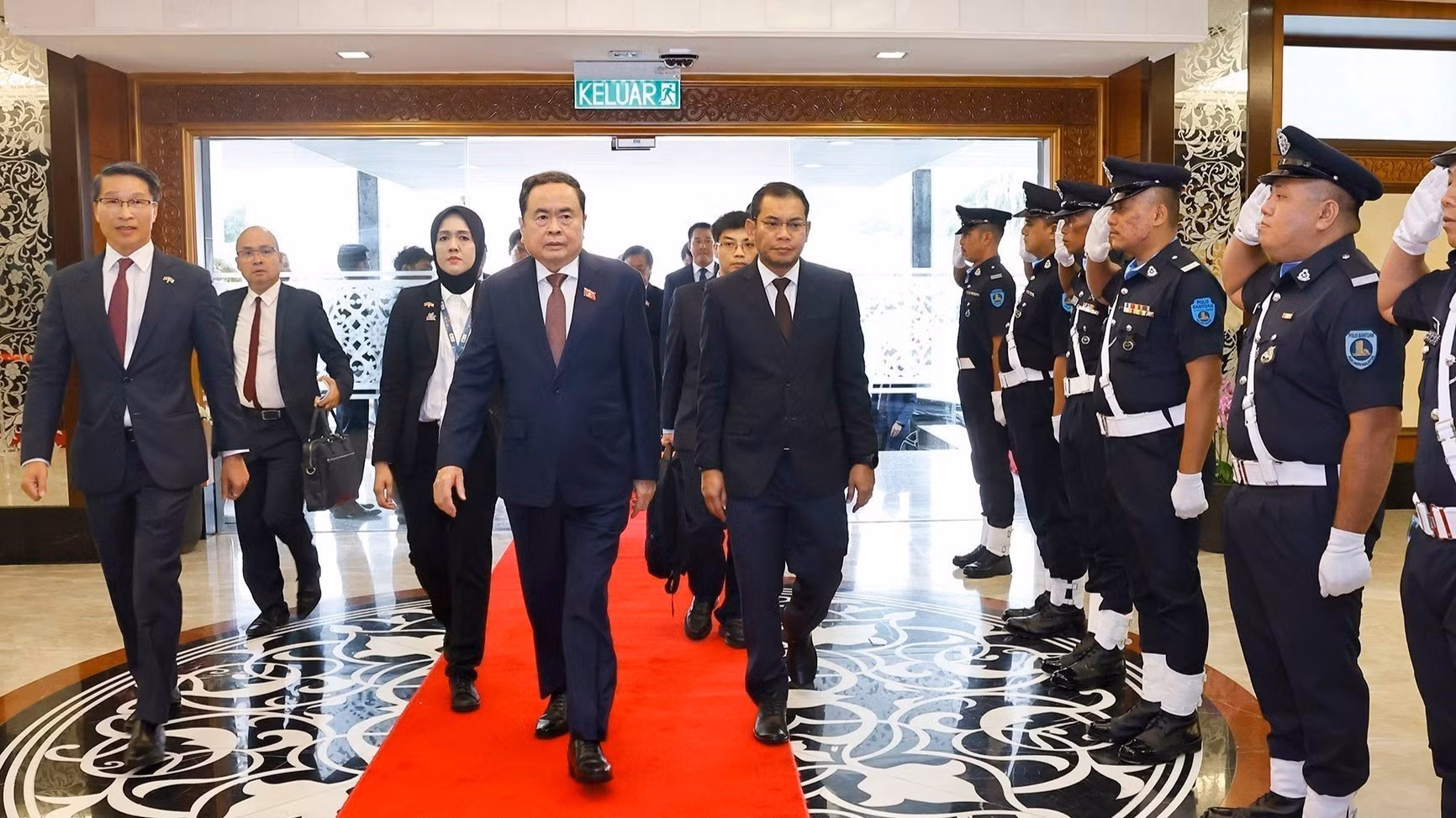 Ceremonia de bienvenida al presidente de la ANV, Tran Thanh Man. (Foto: Doan Tan/VNA)