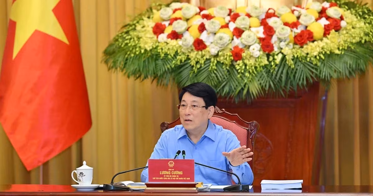 [Foto] Presidente vietnamita trabaja con Comité partidista de Quang Ninh sobre supervisión de implementación de Resolución del XI Pleno del CC del PCV del XIII mandato