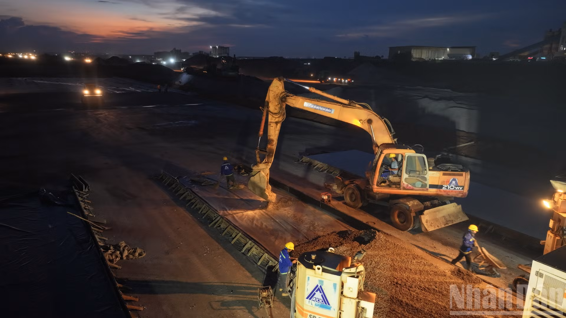 Se priorizan las condiciones para garantizar la seguridad laboral y la iluminación nocturna.